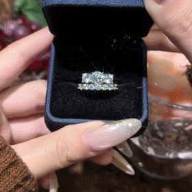 🔥 90% DE DESCUENTO: Juego de anillos apilables "Signature" con moissanita impecable de 1.5 quilates, color D, corte preciso Corazones y Flechas, apto para viajes, en plata 925 chapada en oro de 14K
